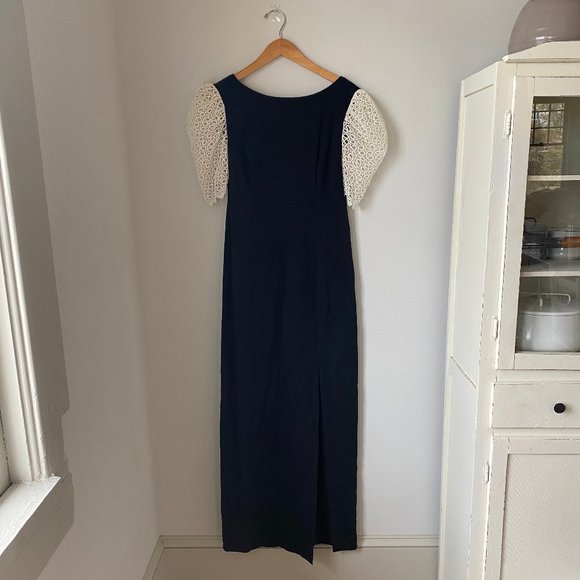 Vintage Dresses & Skirts - Vintage Black Formal Dress w/ white lace sleeves ✨